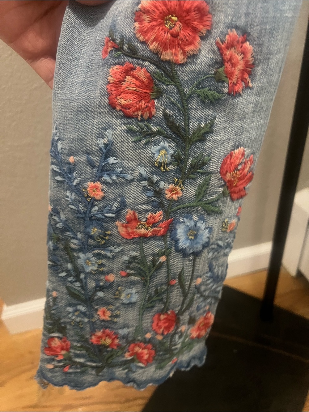 DRIFTWOOD Women’s Light Blue Jeans with Floral Embroidered Hems - Picture 9 of 10